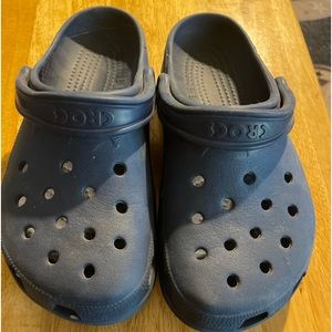 CROCS Dark Blue. W 8-9 M 6-7. Gently worn. Good condition.